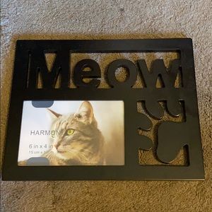 Meow frame